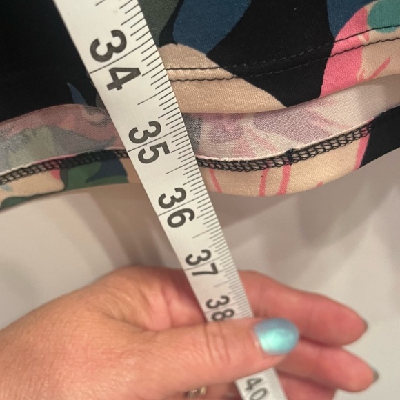 EUC! Stunning!  Roz & Ali Black Floral midi dress with Bell Sleeves - Picture 9 of 12